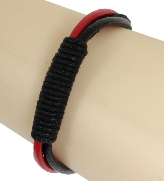 Armband SHOCKER TIE KNOTS aus Leder in schwarz-rot mit gleitendem Knotenverschluß